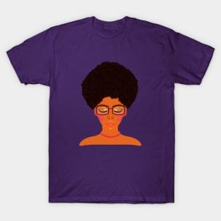 Woman with Afro, Glasses and Coral Beaded Jewelry (Purple Background) T-Shirt